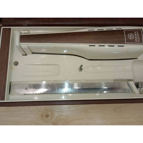 Vintage general electric, G.E electric carving knife in case. Tested, works - Picture 4 of 6